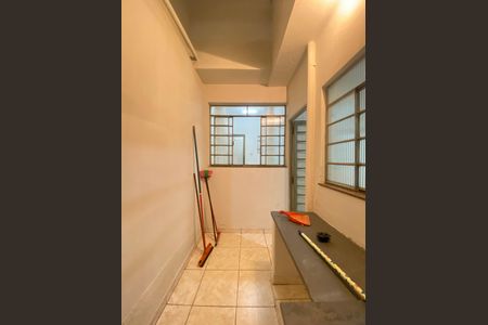 Casa à venda com 200m², 2 quartos e 1 vagaÁrea de Serviço