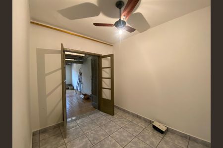Quarto 2 de casa à venda com 2 quartos, 200m² em Vila Constança, São Paulo