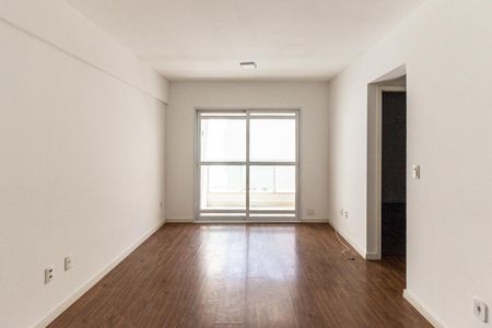 Sala de apartamento para alugar com 1 quarto, 40m² em Higienópolis, São Paulo