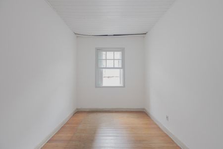 Quarto 2 de casa para alugar com 2 quartos, 110m² em Pinheiros, São Paulo