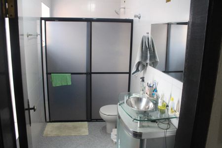 Casa à venda com 150m², 3 quartos e 4 vagasBanheiro 2