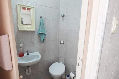 Casa à venda com 150m², 3 quartos e 4 vagas Casa à venda com 150m², 3 quartos e 4 vagasBanheiro 1