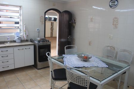 Casa à venda com 150m², 3 quartos e 4 vagasCozinha