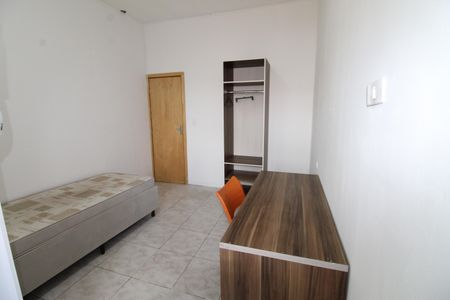 Quarto de casa para alugar com 1 quarto, 25m² em Jardim da Granja, São José dos Campos