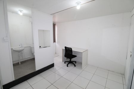 Quarto de casa para alugar com 1 quarto, 25m² em Jardim da Granja, São José dos Campos