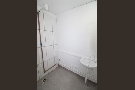 Banheiro de casa para alugar com 1 quarto, 25m² em Jardim da Granja, São José dos Campos