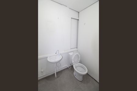 Banheiro de casa para alugar com 1 quarto, 25m² em Jardim da Granja, São José dos Campos