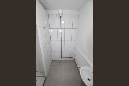 Banheiro de casa para alugar com 1 quarto, 25m² em Jardim da Granja, São José dos Campos
