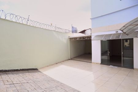 Casa para alugar com 140m², 4 quartos e 5 vagasÁrea externa