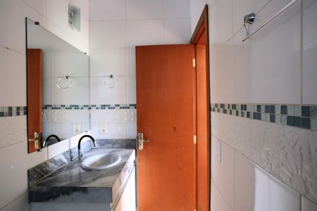 Casa para alugar com 140m², 4 quartos e 5 vagasBanheiro da Suíte