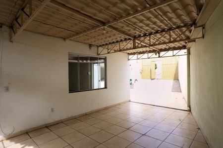 Casa para alugar com 140m², 4 quartos e 5 vagasGaragem