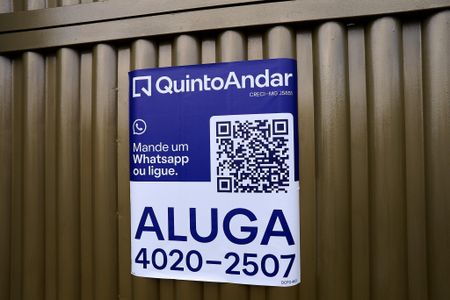 Casa para alugar com 140m², 4 quartos e 5 vagasPlaquinha