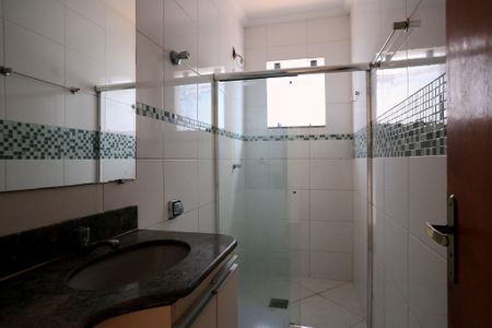 Casa para alugar com 140m², 4 quartos e 5 vagasBanheiro