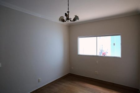 Casa para alugar com 140m², 4 quartos e 5 vagasQuarto 2