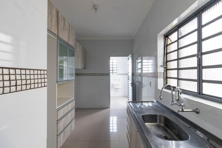 Casa para alugar com 250m², 3 quartos e 1 vaga Casa para alugar com 250m², 3 quartos e 1 vagaCozinha