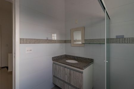 Casa para alugar com 250m², 3 quartos e 1 vaga Casa para alugar com 250m², 3 quartos e 1 vagaBanheiro