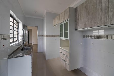 Casa para alugar com 250m², 3 quartos e 1 vaga Casa para alugar com 250m², 3 quartos e 1 vagaCozinha