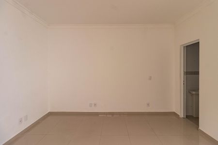 Casa para alugar com 250m², 3 quartos e 1 vaga Casa para alugar com 250m², 3 quartos e 1 vagaSala
