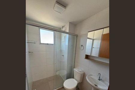 Banheiro de apartamento à venda com 2 quartos, 49m² em Engenho Nogueira, Belo Horizonte