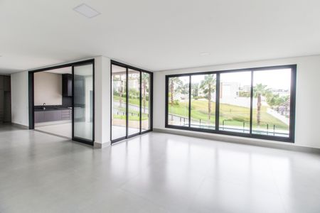 Sala  de casa de condomínio à venda com 4 quartos, 350m² em Cidade Tamboré, Santana de Parnaíba