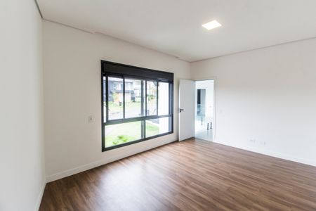 Casa de condomínio à venda com 350m², 4 quartos e 4 vagas Casa de condomínio à venda com 350m², 4 quartos e 4 vagasSuíte 2