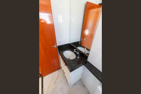 Apartamento para alugar com 55m², 2 quartos e 1 vagaBANHEIRO DA SUITE 