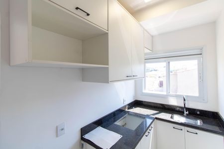 Apartamento para alugar com 55m², 2 quartos e 1 vagaCOZINHA