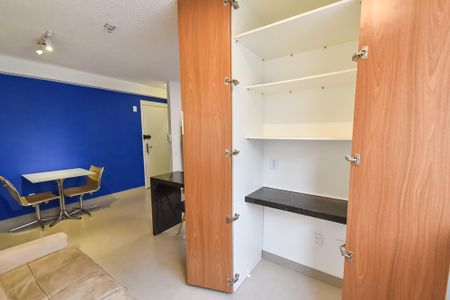 Sala de apartamento para alugar com 1 quarto, 36m² em Liberdade, São Paulo