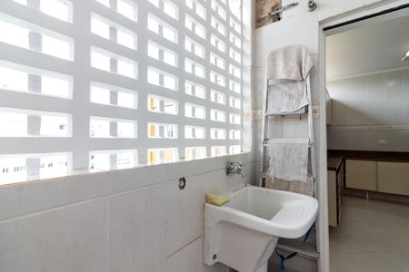 Apartamento à venda com 96m², 3 quartos e 1 vagaÁrea de Serviço