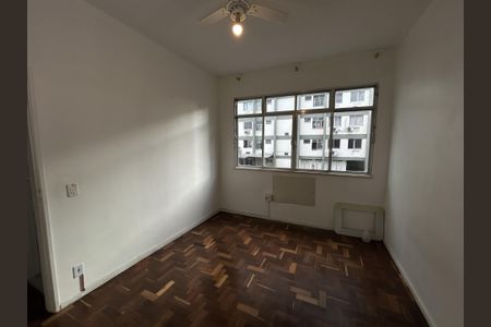 Quarto 1 de apartamento para alugar com 2 quartos, 72m² em Méier, Rio de Janeiro