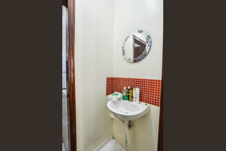 Casa para alugar com 32m², 1 quarto e sem vagaBanheiro