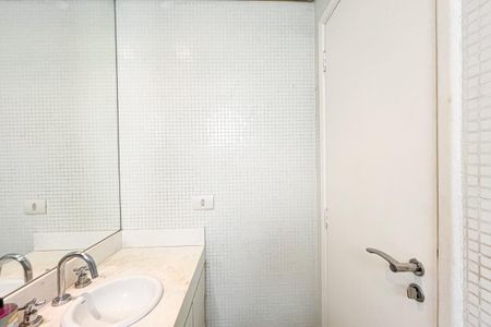 Apartamento para alugar com 70m², 2 quartos e 2 vagasBanheiro
