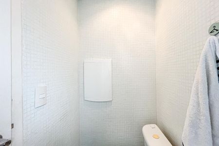 Apartamento para alugar com 70m², 2 quartos e 2 vagasBanheiro da Suíte