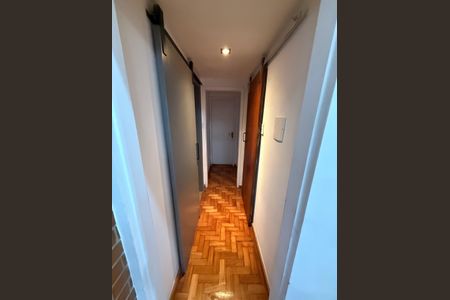 Corredor de apartamento à venda com 1 quarto, 90m² em Icaraí, Niterói