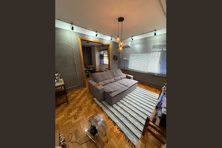 Sala de apartamento à venda com 1 quarto, 90m² em Icaraí, Niterói