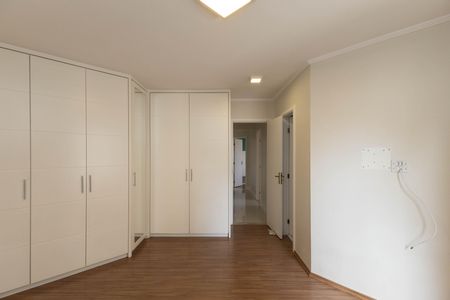 Apartamento à venda com 130m², 3 quartos e 4 vagas Apartamento à venda com 130m², 3 quartos e 4 vagasSuíte 3