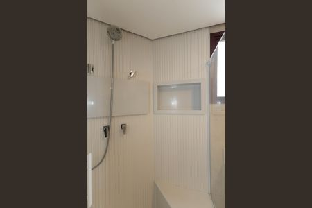 Apartamento à venda com 130m², 3 quartos e 4 vagas Apartamento à venda com 130m², 3 quartos e 4 vagasBanheiro da Suíte 3