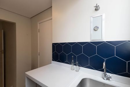 Apartamento à venda com 130m², 3 quartos e 4 vagas Apartamento à venda com 130m², 3 quartos e 4 vagasÁrea de Serviço