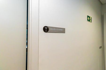 Apartamento à venda com 43m², 2 quartos e sem vagaÁrea comum - Salão Gourmet