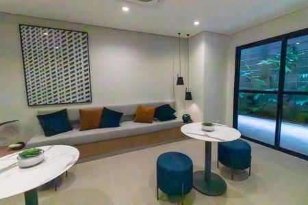 Apartamento à venda com 43m², 2 quartos e sem vagaÁrea comum - Salão Gourmet