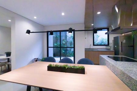 Apartamento à venda com 43m², 2 quartos e sem vagaÁrea comum - Salão Gourmet