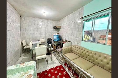 Casa à venda com 160m², 3 quartos e 2 vagas Casa à venda com 160m², 3 quartos e 2 vagasCozinha1