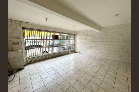 Casa à venda com 160m², 3 quartos e 2 vagas Casa à venda com 160m², 3 quartos e 2 vagasGaragem