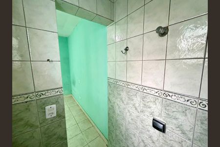 Casa à venda com 160m², 3 quartos e 2 vagas Casa à venda com 160m², 3 quartos e 2 vagasBanheiro 3