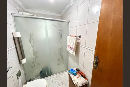 Casa à venda com 160m², 3 quartos e 2 vagas Casa à venda com 160m², 3 quartos e 2 vagasBanheiro 1