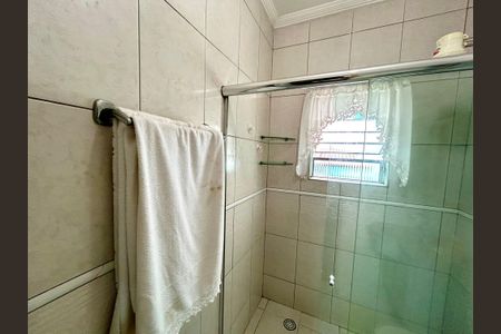 Casa à venda com 160m², 3 quartos e 2 vagas Casa à venda com 160m², 3 quartos e 2 vagasBanheiro da Suíte