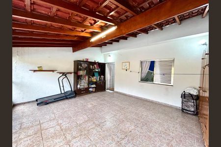 Casa à venda com 160m², 3 quartos e 2 vagas Casa à venda com 160m², 3 quartos e 2 vagasVaranda da Suíte