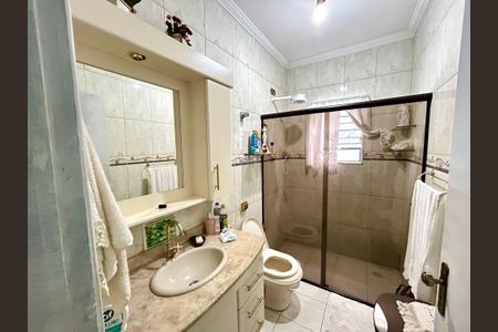 Casa à venda com 160m², 3 quartos e 2 vagas Casa à venda com 160m², 3 quartos e 2 vagasBanheiro 2