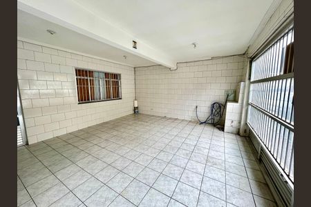 Casa à venda com 160m², 3 quartos e 2 vagas Casa à venda com 160m², 3 quartos e 2 vagasGaragem