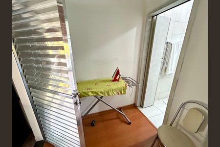 Casa à venda com 160m², 3 quartos e 2 vagas Casa à venda com 160m², 3 quartos e 2 vagasQuarto Suíte